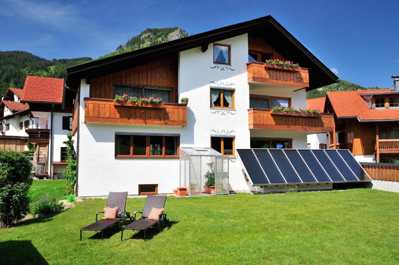 Wohlfuehl-Ferienwohnungen Schneider Bad Hindelang Extérieur photo